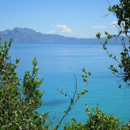 Prime And Exclusive Seafront Location Sunset Appartement