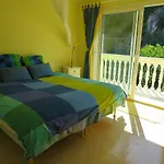 Apartment Prime And Exclusive Seafront Location Sunset *