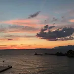 Prime And Exclusive Seafront Location Sunset Apartment *