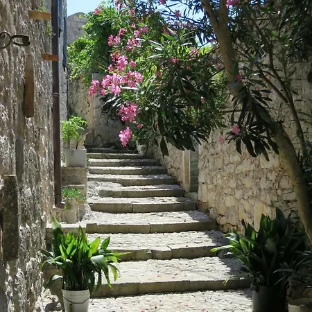 Apartment Prime And Exclusive Seafront Location Sunset Trpanj