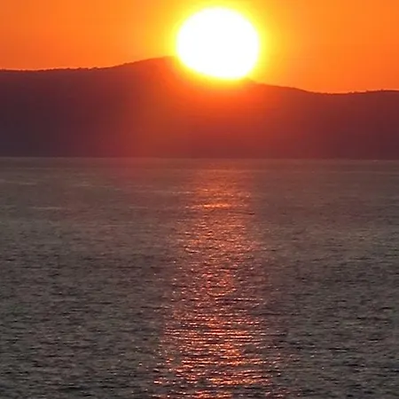 Prime And Exclusive Seafront Location Sunset *