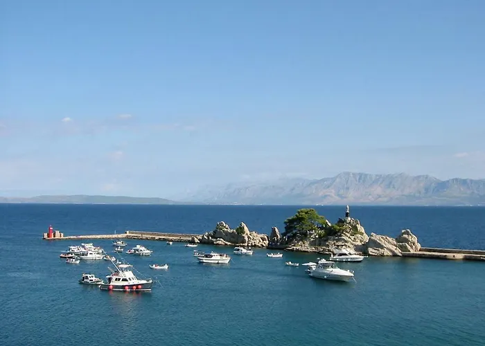 Prime And Exclusive Seafront Location Sunset