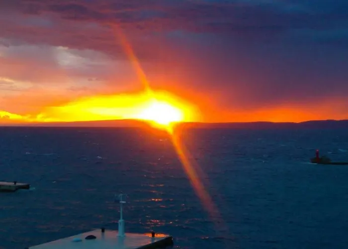 Prime And Exclusive Seafront Location Sunset *