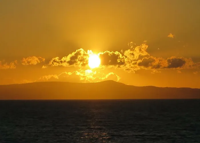 شقة Prime And Exclusive Seafront Location Sunset